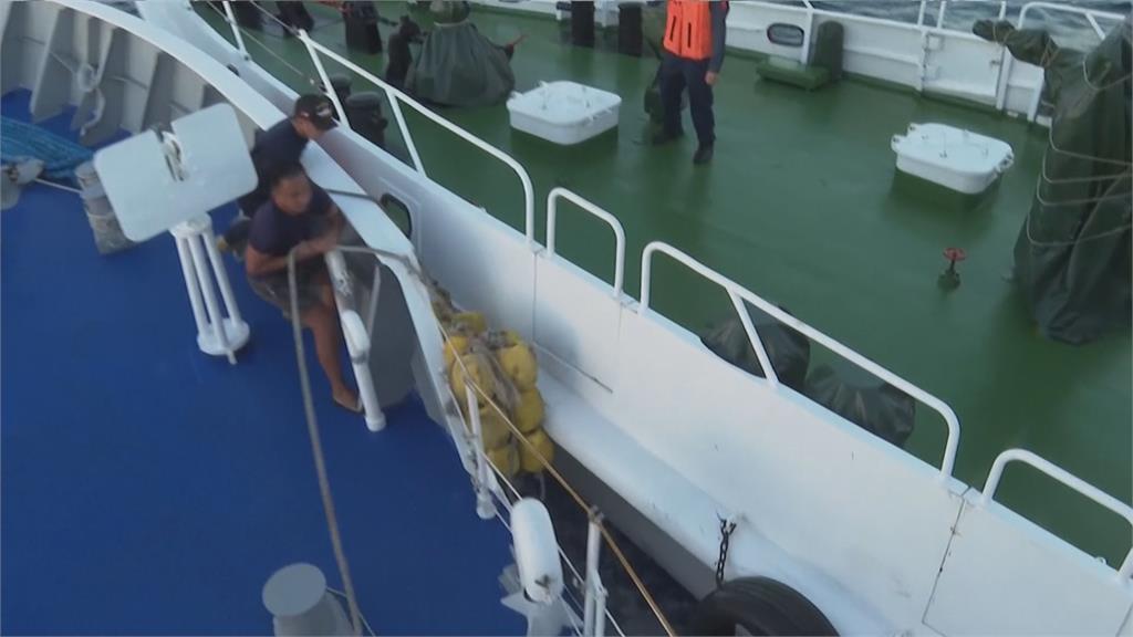 南海衝突！海巡船遭中船巨大撞擊　菲律賓召見中國外交官表抗議