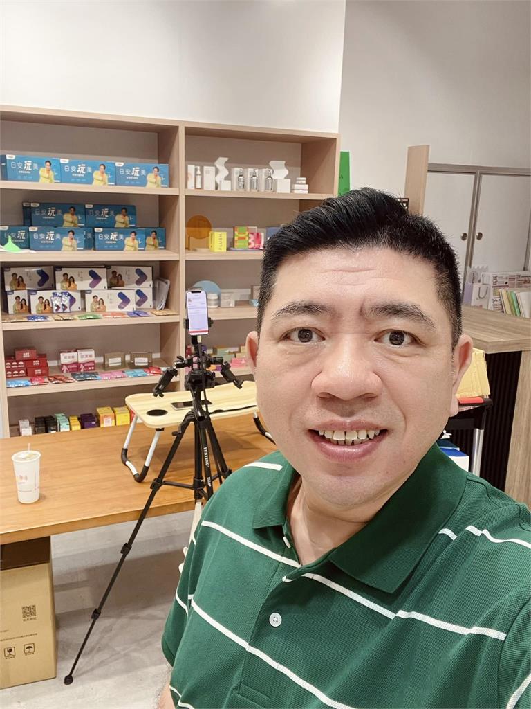 NONO夫妻遭爆500萬公司停業!受害者曝光讓她開罵 NONO夫妻遭爆「500萬生技公司」停業!庹宗康妻也受害她罵:被割韭菜