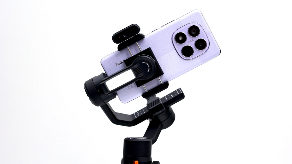 裝上智慧追蹤後 拍攝更便利 Zhiyun Smooth 5S AI