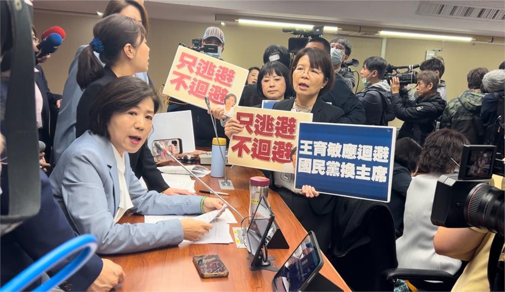 徐巧芯發文挺剴剴!周軒曝她當年揪王鴻微「護航王育敏」畫面批:噁心