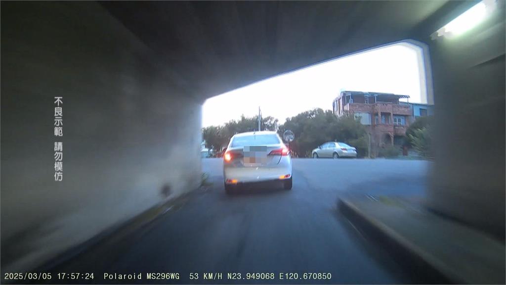 太可惡!開車左轉撞騎士肇逃 外送員幫追車記車牌