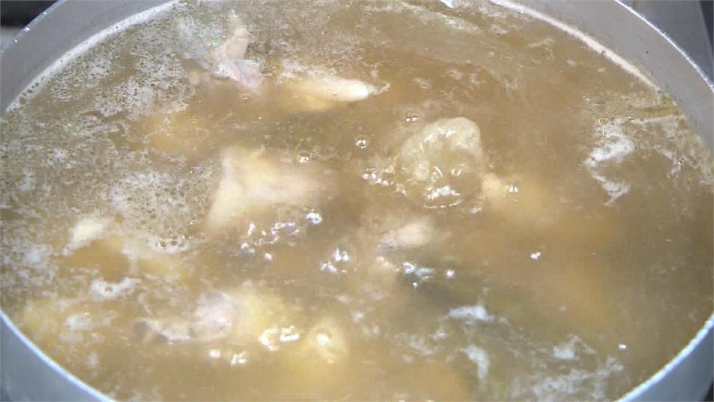 彰化真材實料暖胃甕雞湯　背後是媽媽的味道