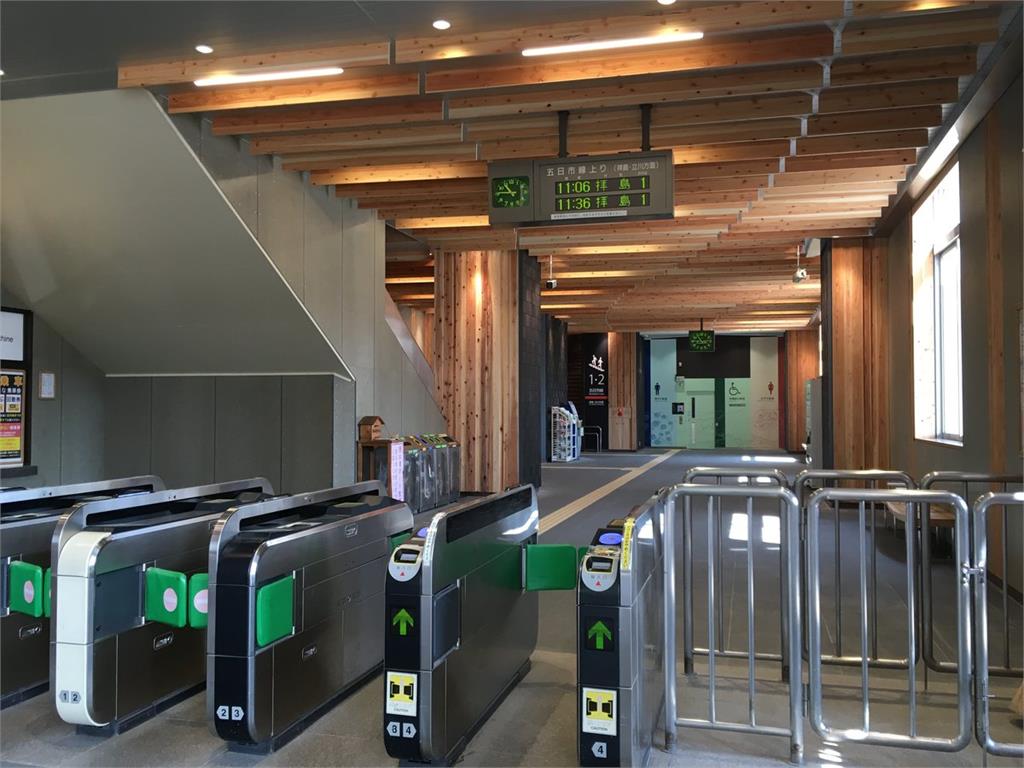 JR東日本震撼宣布「西瓜卡」吉祥物將畢業 網友不捨哀號喊:企鵝你不要走!