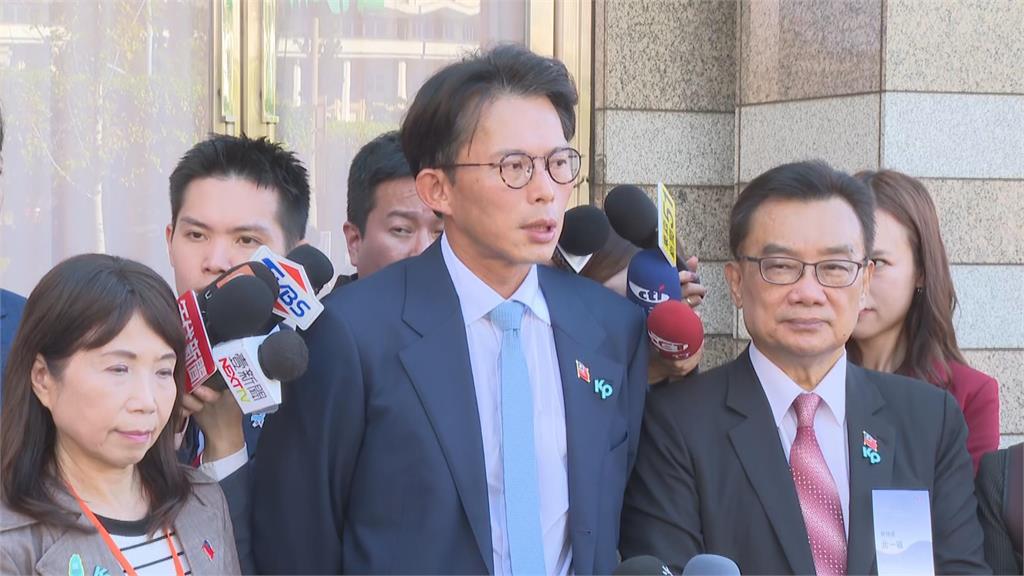 快新聞/館長喊「斬頭」影響?國慶大典高規格維安 黃國昌這麼說