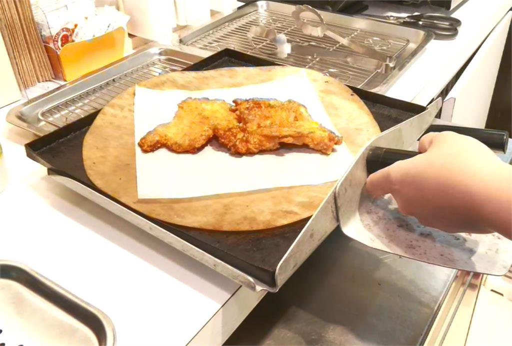 3500間門市導入「封膜機」 超商變不打烊手搖飲料店
