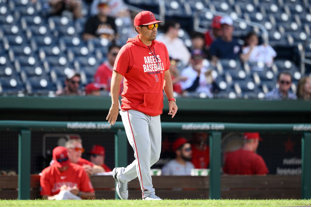 MLB(影)／沒有大谷的天使爛到創隊史紀錄！單季慘吞100敗　總教練鈴木清丟飯碗