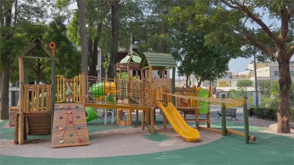 彰化埤頭中秋晚會場邊意外　男童左腳卡進公園遊具破洞