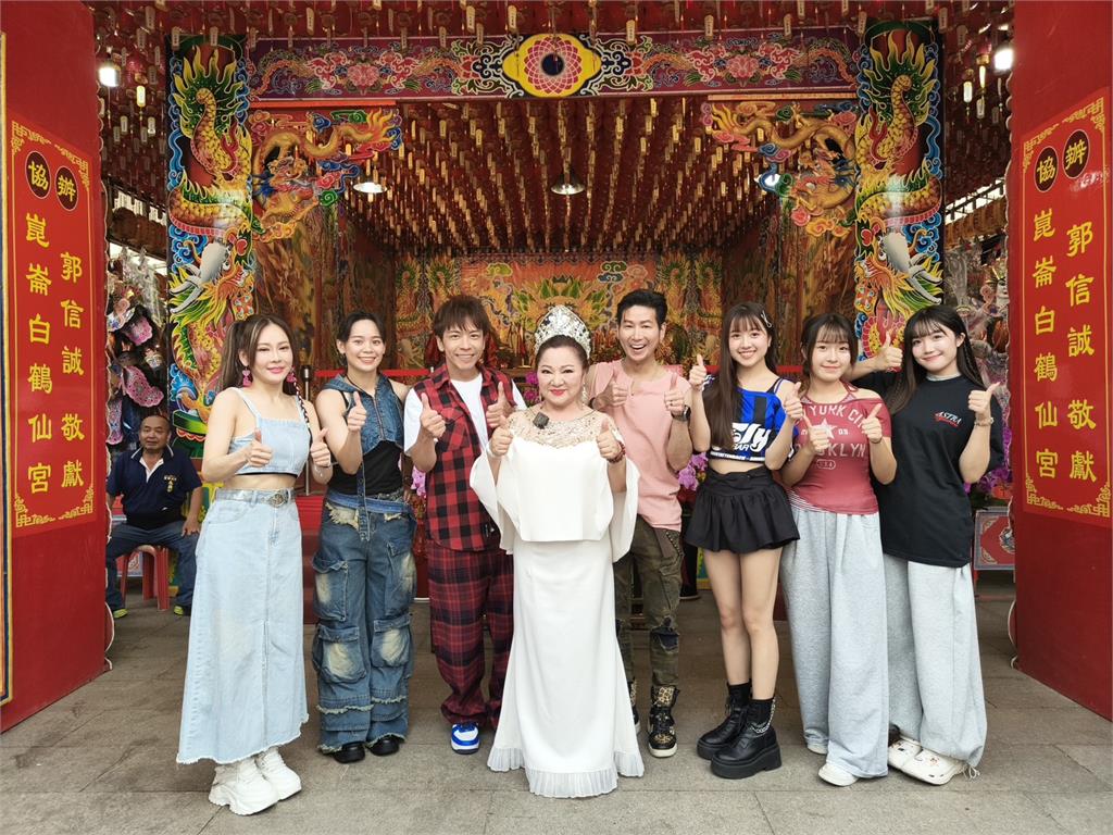 白冰冰出道53年「靠2事保佑」!昔全家遭綁架「驚見1神蹟」顯靈獲救