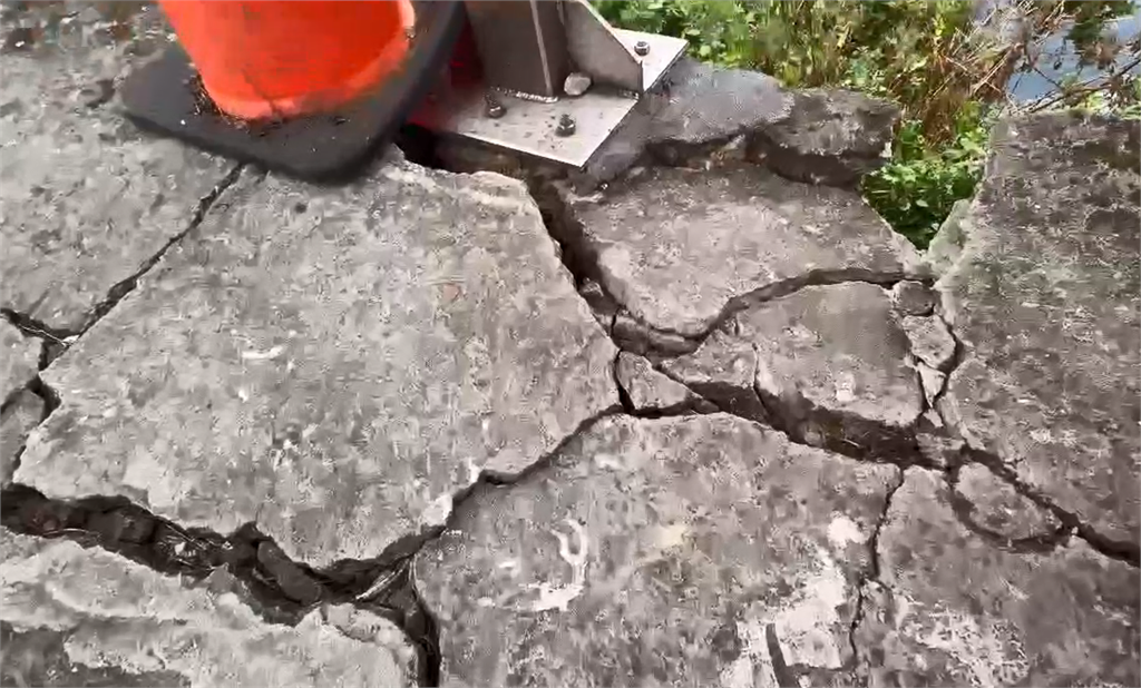 快新聞/宜蘭8月地震影響!基隆嶼登山步道嚴重損壞 市府緊急封閉維修