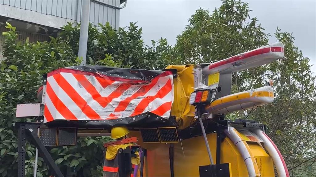 開輔助駕駛也沒用! 駕駛「度估」追撞緩撞車車頭全毀