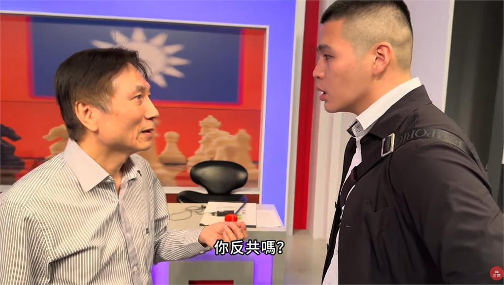 影/八炯、閩南狼突襲攝影棚「正面槓上詹江村」!火爆畫面曝光