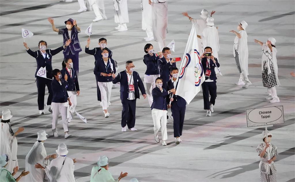 珍貴歷史畫面回顧！1964年東京奧運開幕式　我國同樣以「台灣」入場