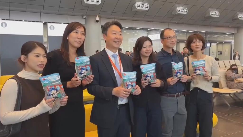 交長陳世凱視察第三航廈北廊廳! 喊話大家多給意見