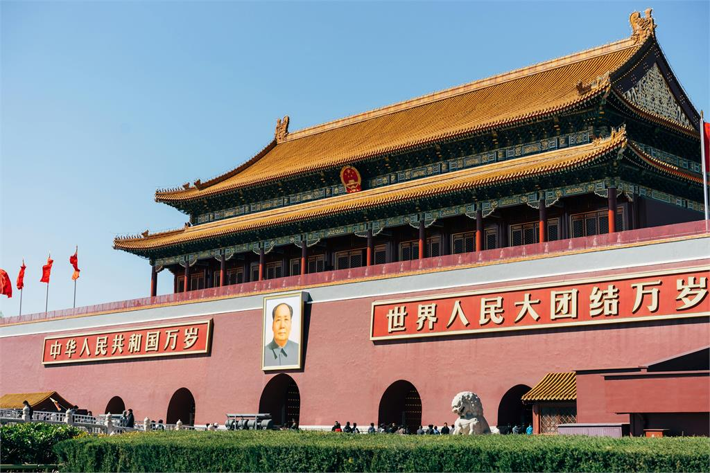 中共遮蔽64連「攤商售價也要管」禁設這10種價格!網全搖頭:越補越大洞