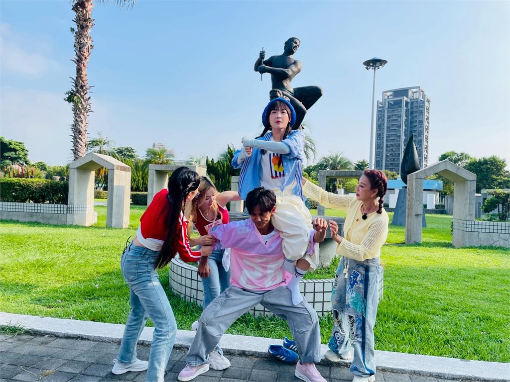 體驗「牆舞」被要求後空翻！阿翔有「蛋蛋的哀傷」楊繡惠一臉冏「我才不理你」