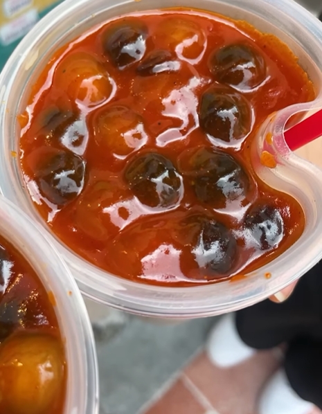 南韓愚人節推「麻辣珍珠炒年糕奶茶」超震撼！珍奶控嚐鮮大讚：出奇的美味