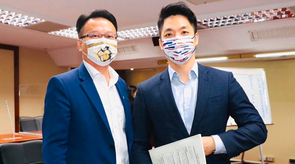 疫苗案道歉？柯文哲反罵政府還爆粗口、盧秀燕面露尷尬