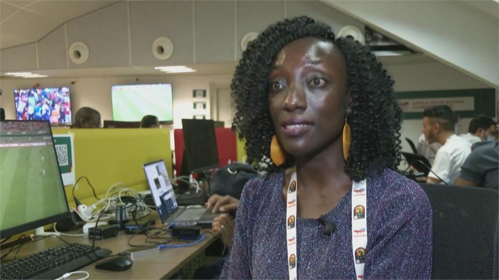 非洲國家盃小組賽　首位女性主審場上執法
