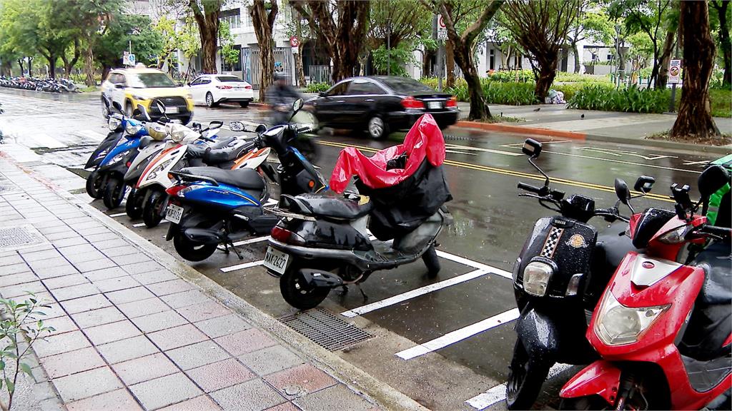 北市塗銷停車位惹怨　蔣萬安：以行人為核心做改革