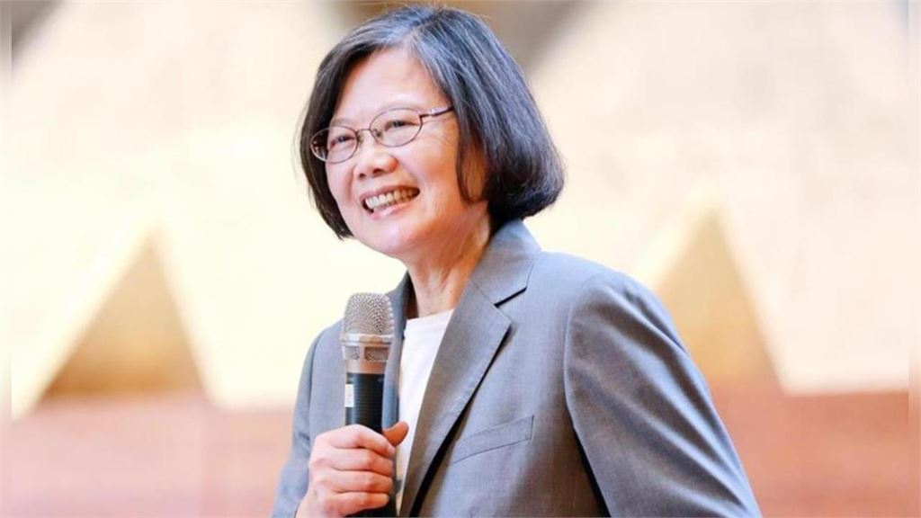 力挺賈永婕！蔡英文「整頭爆改」霸氣喊1句　「超猛造型流出」網狂求：這樣上洋流車掃