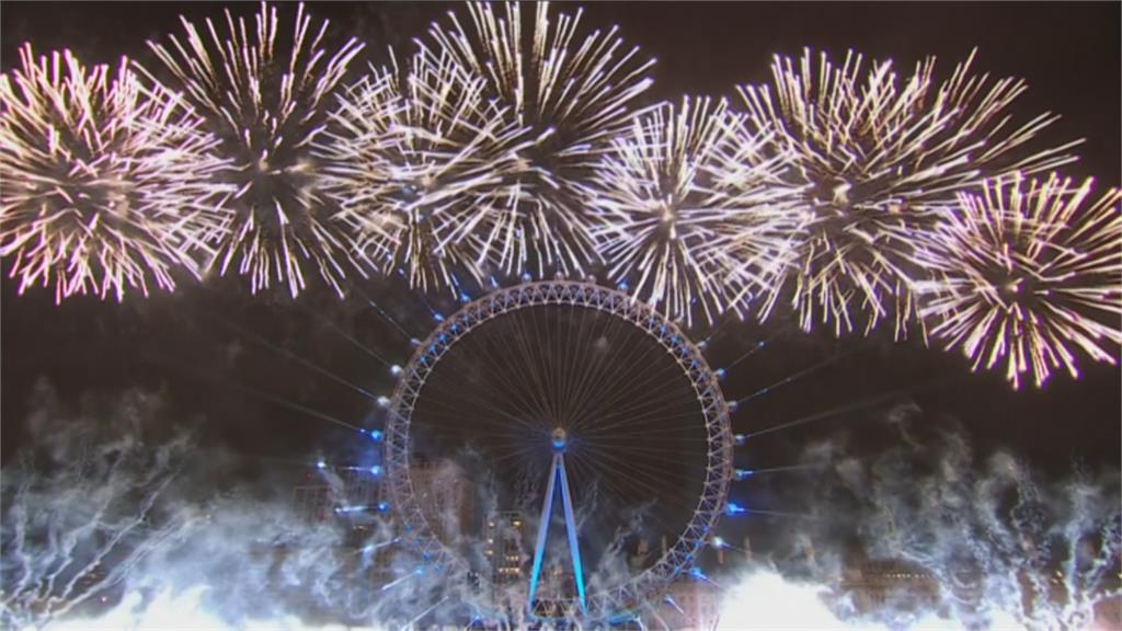 歐洲各國陸續迎接2025年　璀璨煙火秀大比拚