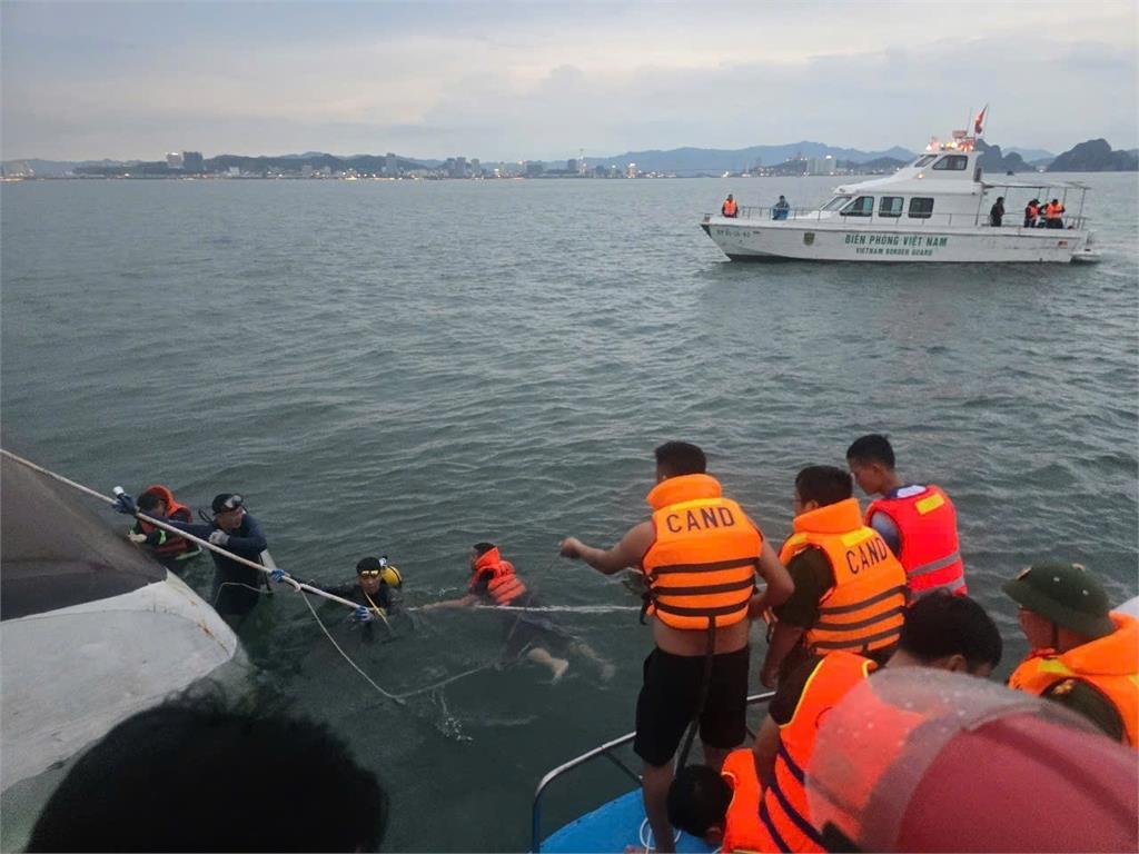 越南下龍灣旅遊船翻覆釀34死!10歲男童「困船艙4小時」奇蹟獲救