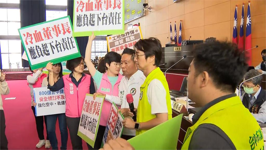 中捷董座拍手挨轟冷血 盧秀燕:有點白目必須道歉