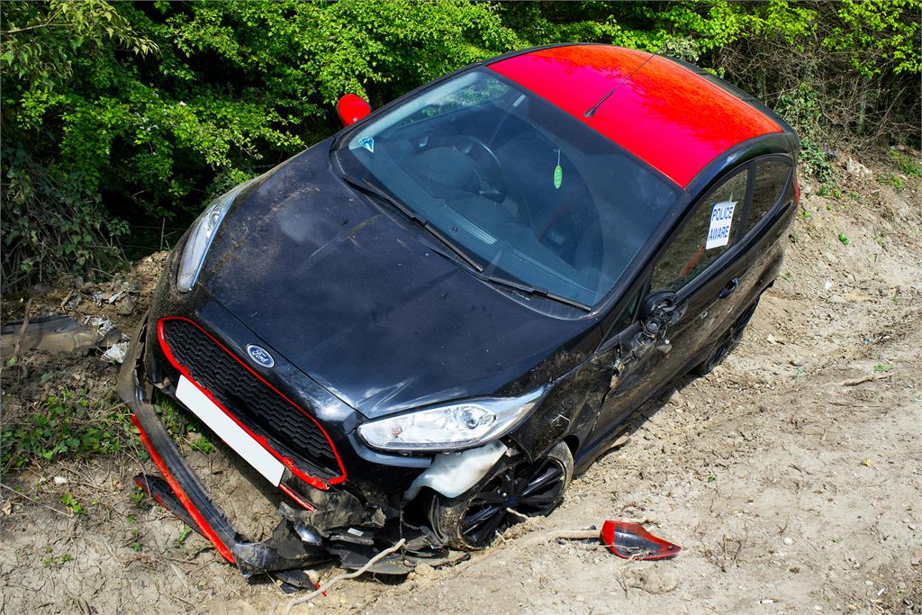 台女沖繩違規右轉釀車禍!粉專怒轟「三寶駕照外銷國際」:取消互惠不意外