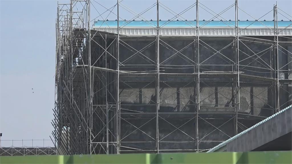 嘉義中庄營區驚傳鷹架倒塌 釀5人傷.其中4人骨折