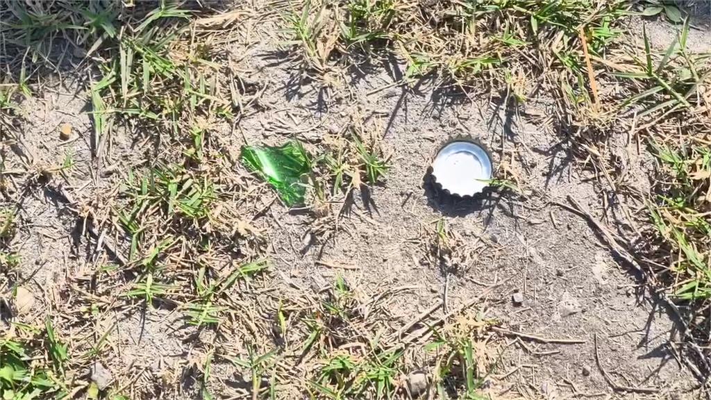 台15線貨車「整車酒傾倒」滿地碎玻璃　路過民眾驚呼：超扯