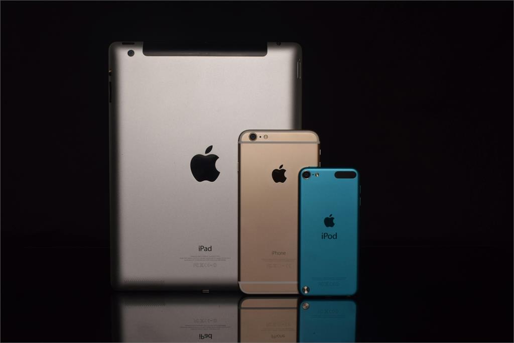 蘋果傳推出「史上最薄」iPhone 17 Air!搭配「台積電新晶片」歷年厚度曝