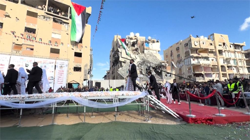 斷垣殘壁中的加薩浪漫 54對新人完成盛大婚禮