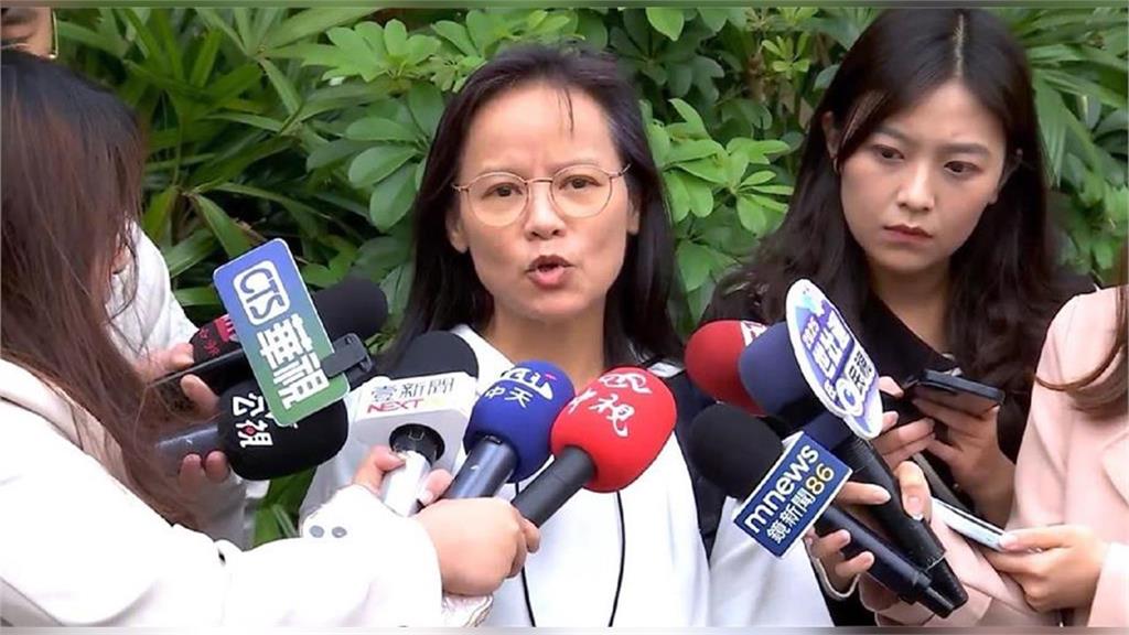 北一女教師退休後「狂登中媒」出事了？區桂芝爆「月退俸沒入帳」急回21字、認了1事