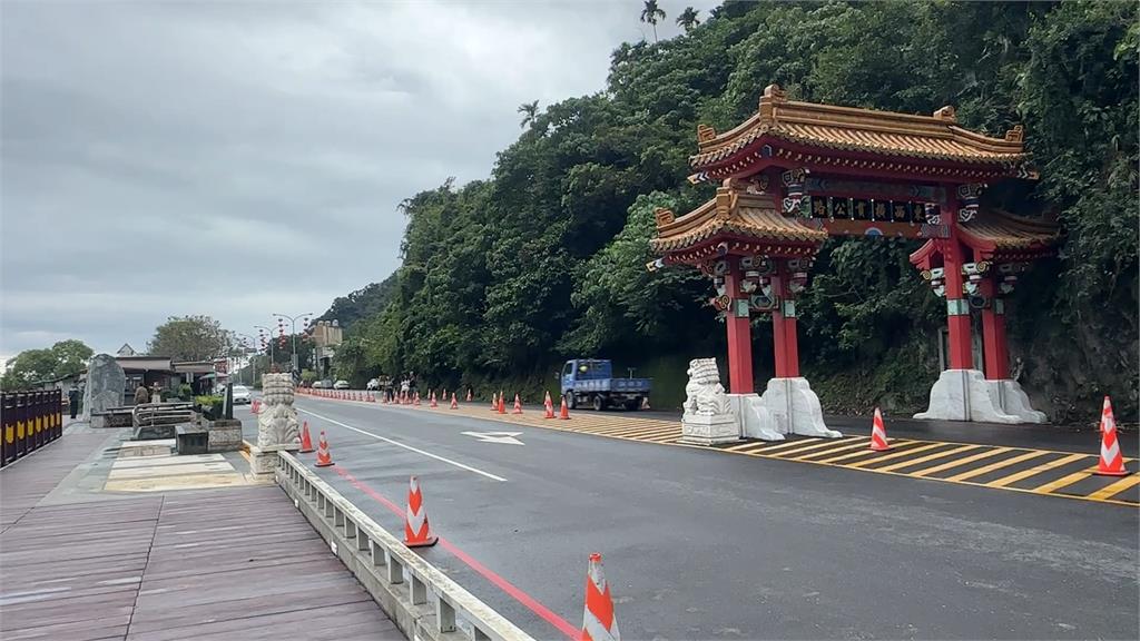 太魯閣"東西橫貫公路"牌樓2度遭撞毀 228修復完成風華再現