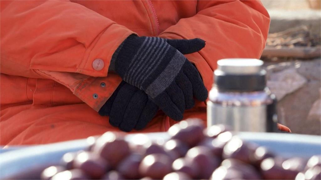 中國強推北方農村"煤改氣" 村民關暖氣硬扛零下7度嚴冬