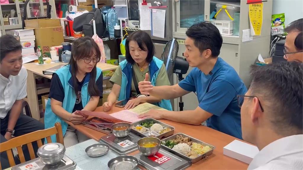傻眼！蔣萬安金華國中「測午餐鹹度」保食安？　簡舒培：鹹度瑞拉嗎？