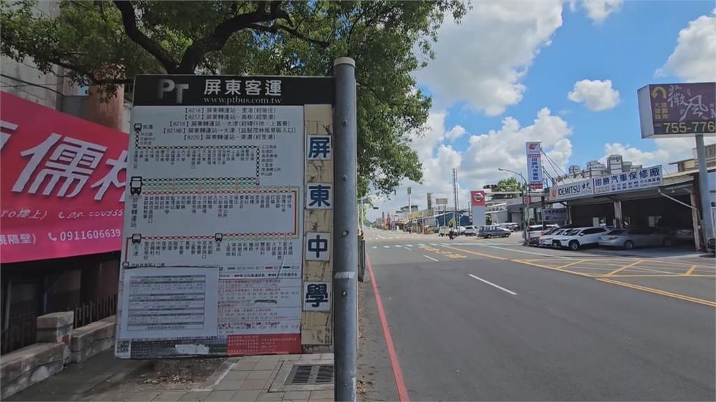國中會考爆違停亂象 屏東中學外違停佔公車站爆警民口角