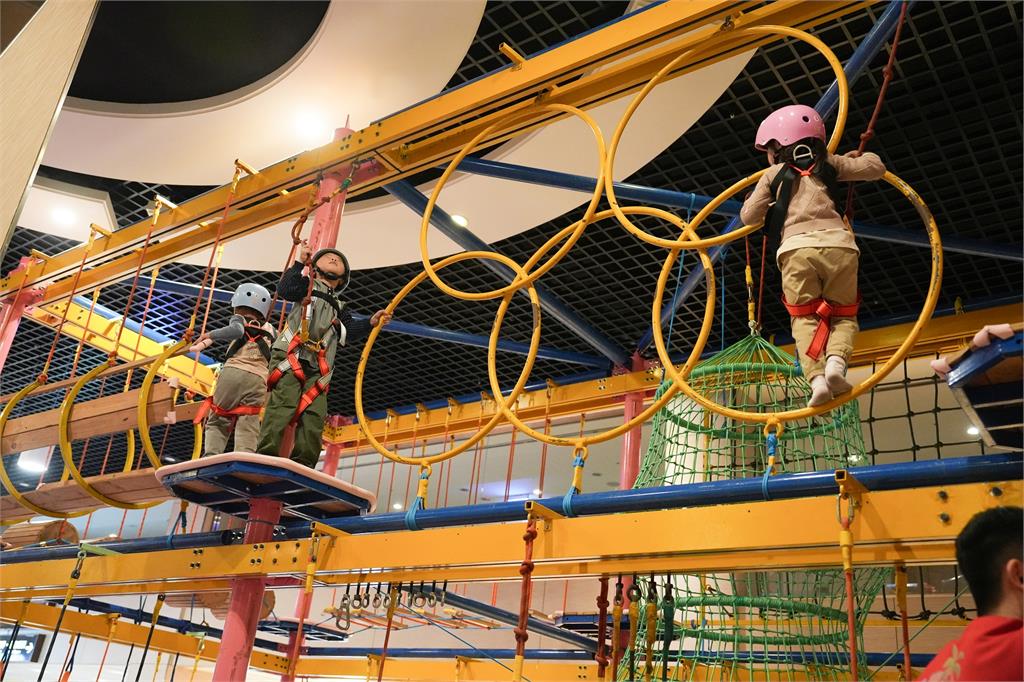 麗寶樂園過年限定「三重奏」快來搶好康!旗艦店開幕小孩放電新選擇
