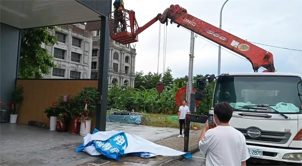 服務處遭檢舉違建　廖偉翔母子服務處開張一天就停用　稱"選民服務不停歇"