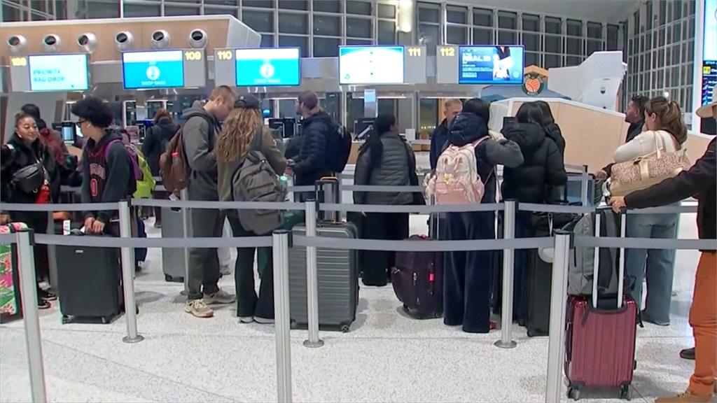 冬季風暴侵襲美國中西部至東北　交通壅塞「恐衝擊新年連假」