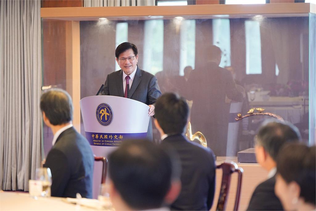 快新聞/歡迎高市早苗訪團一行 林佳龍:盼與日本等夥伴共撐「民主保護傘」