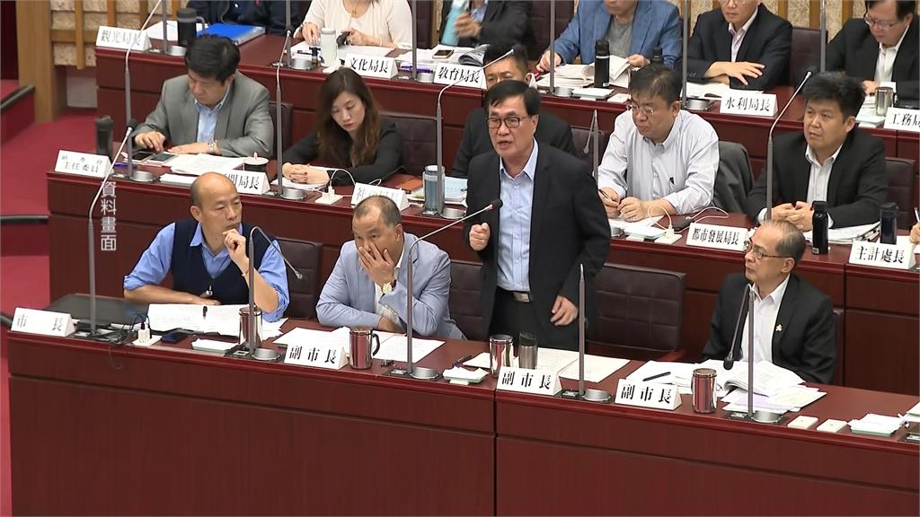 台北田徑場重新開放！　柯文哲曾在這跌倒創造迷因