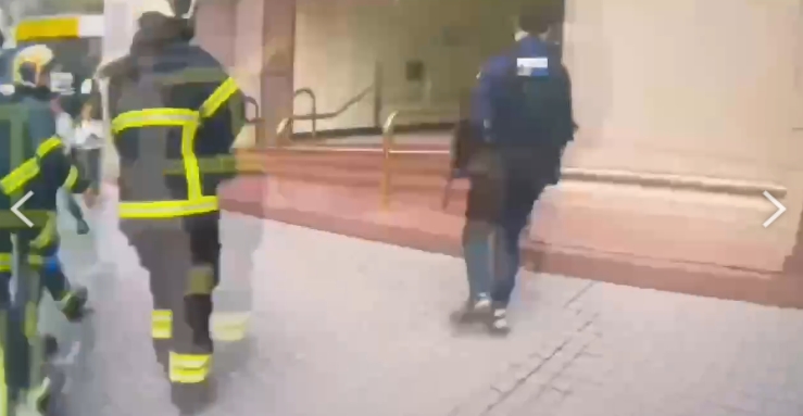 人心惶惶! 男搭捷運喊「我要殺人」 警「全副武裝」戒備