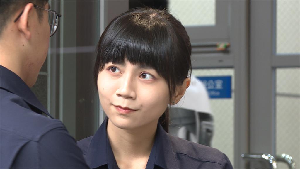 北市警察局增84位生力軍 甜美女警陳力慈神似吳怡霈