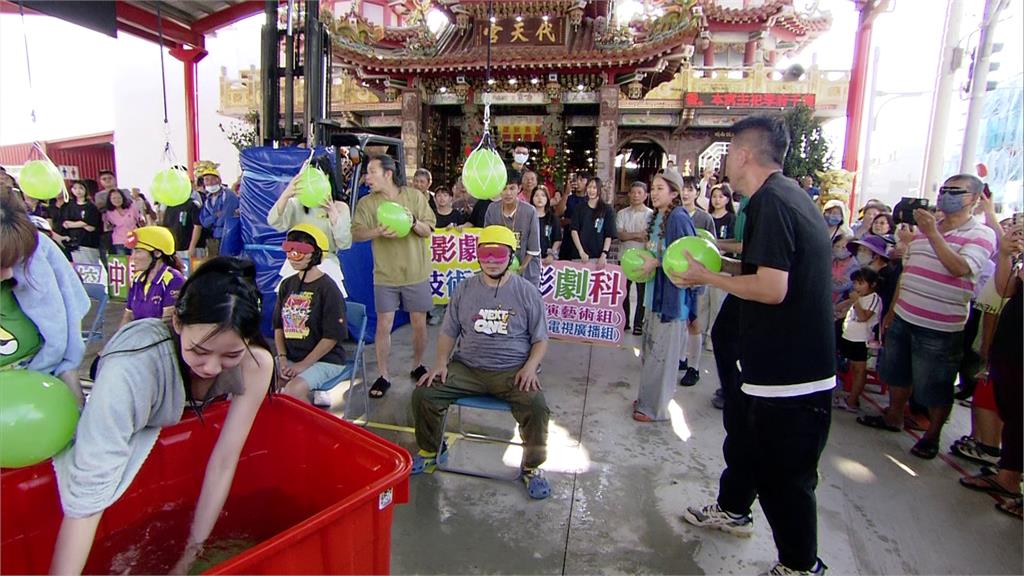 胡瓜錄影現場遭全場砸水球!不怒反而謝謝大家