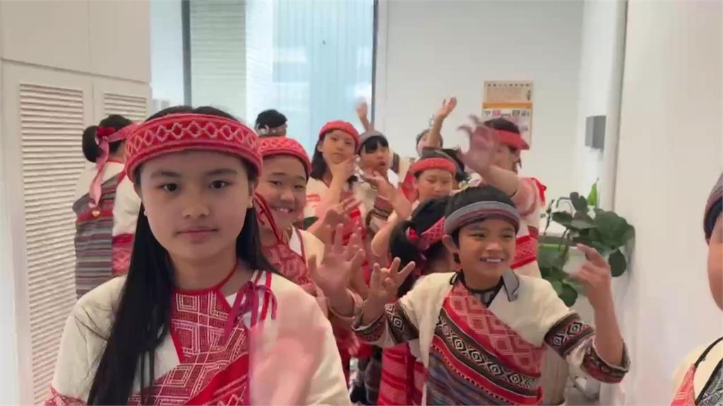 和泰汽車陪孩子追夢！　捐書籍、專屬車力挺偏鄉小學
