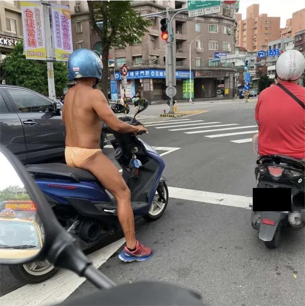 太熱受不了!阿北變身「三角褲騎士」 健壯身材網歪樓 : 贏過一票年輕人