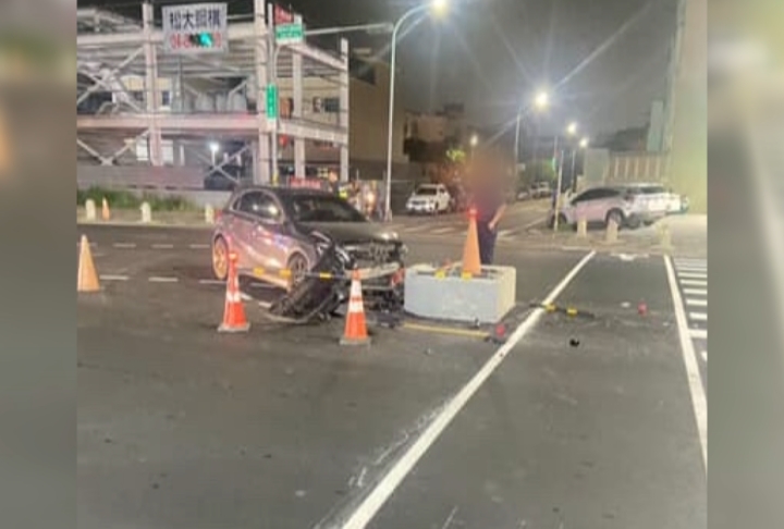 標示不清?彰化員林庇護島被撞 駕駛豪車維修數十萬怒喊要國賠