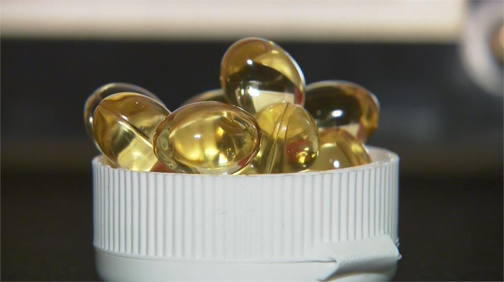 大顆魚油好難吞！　「魚油奶粉」幫助維持行動靈活度