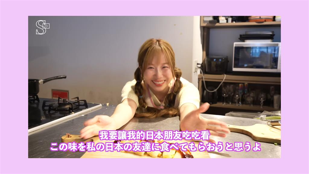 美味到醬料都舔舔乾淨!櫻花妹手作「台灣蛋餅」 好友狂讚:比大阪燒好吃